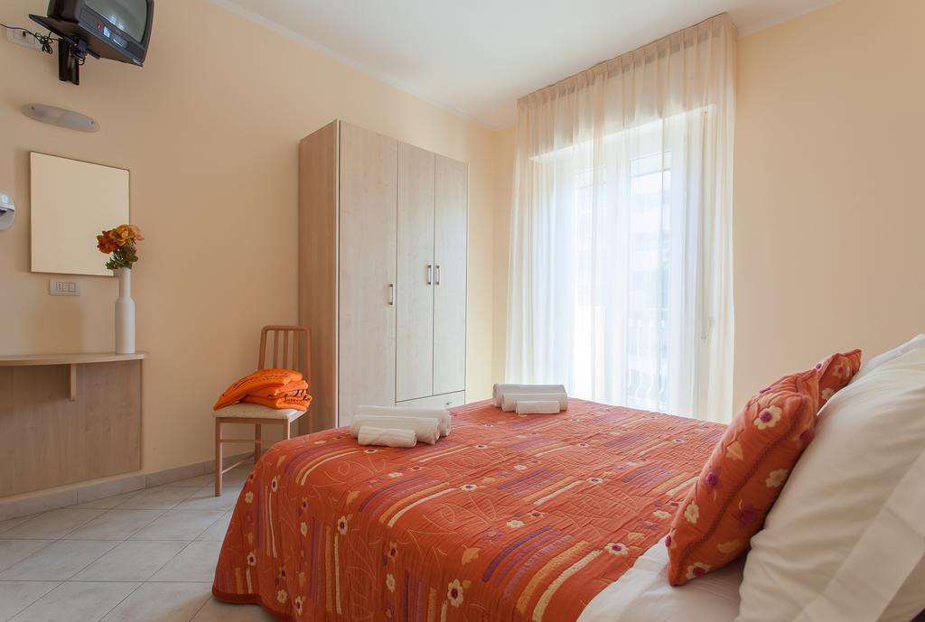 Hotel Giove Cesenatico Buitenkant foto