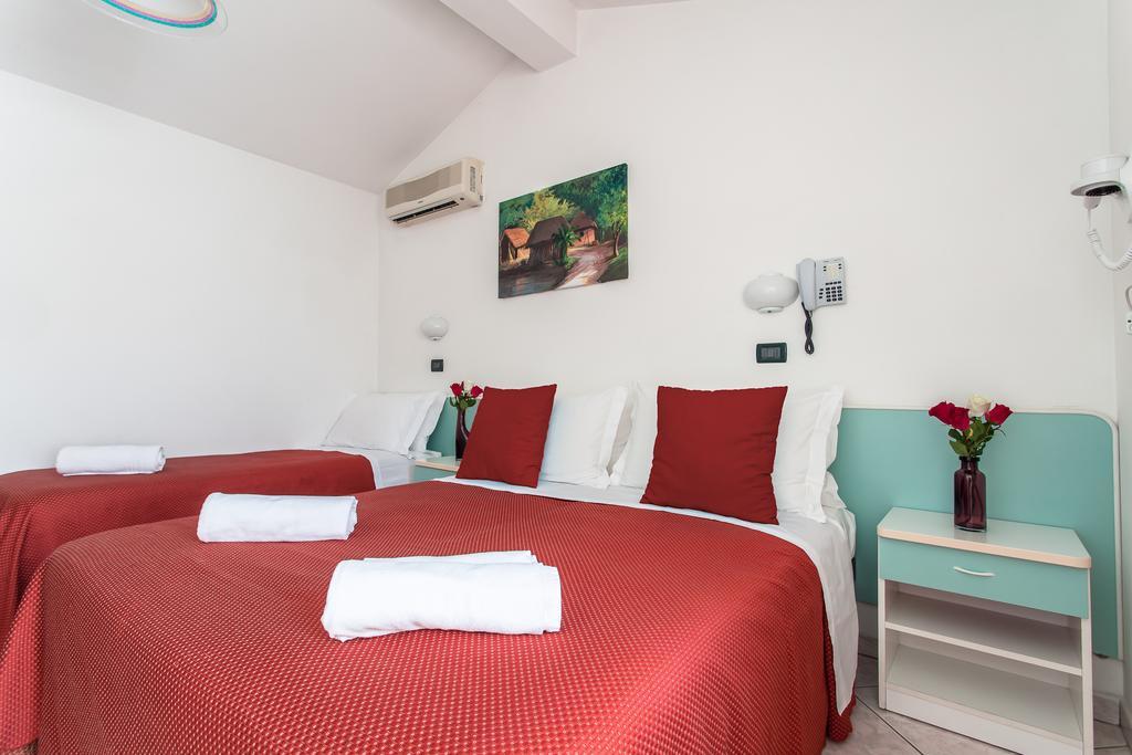 Hotel Giove Cesenatico Buitenkant foto