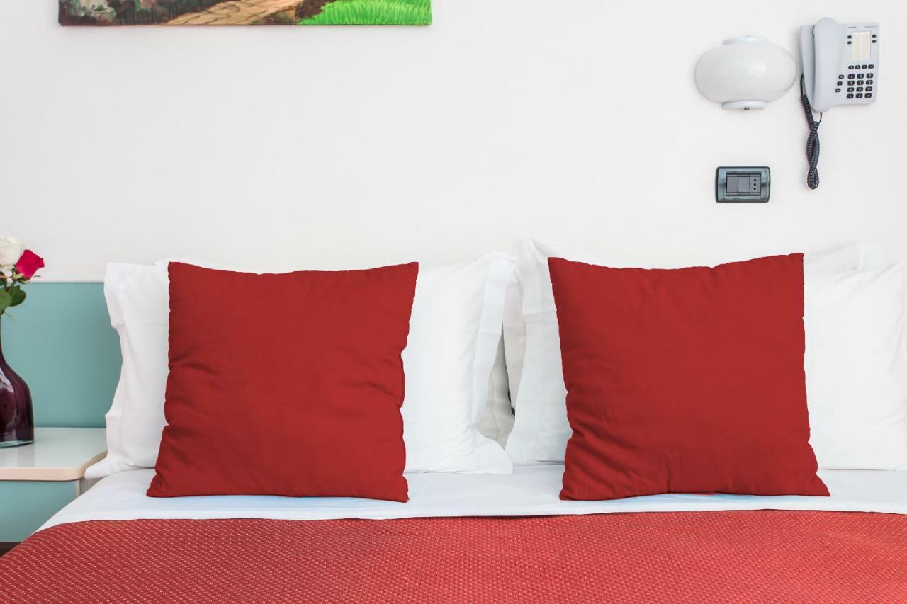 Hotel Giove Cesenatico Buitenkant foto
